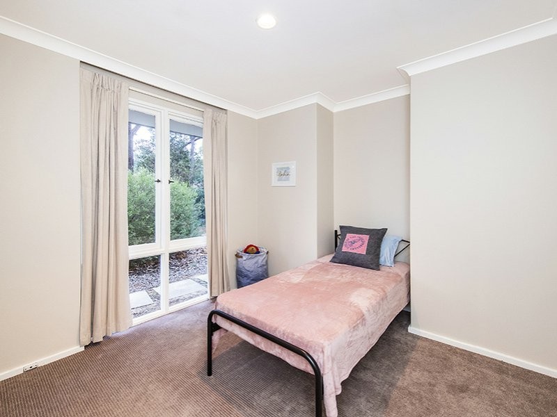 13 Farrant Street, Gooseberry Hill WA 6076