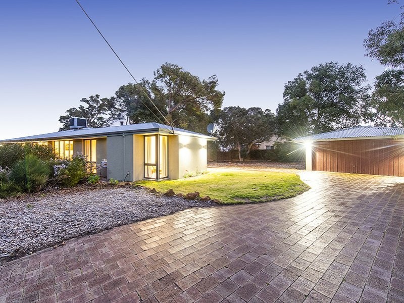 13 Farrant Street, Gooseberry Hill WA 6076