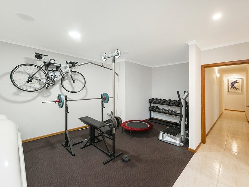 17 Bulkirra Place, Helena Valley WA 6056