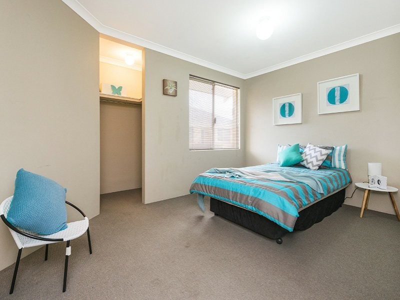 4/456 Kalamunda Road, High Wycombe WA 6057