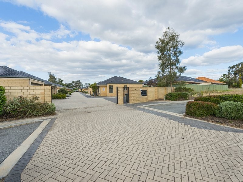 4/456 Kalamunda Road, High Wycombe WA 6057