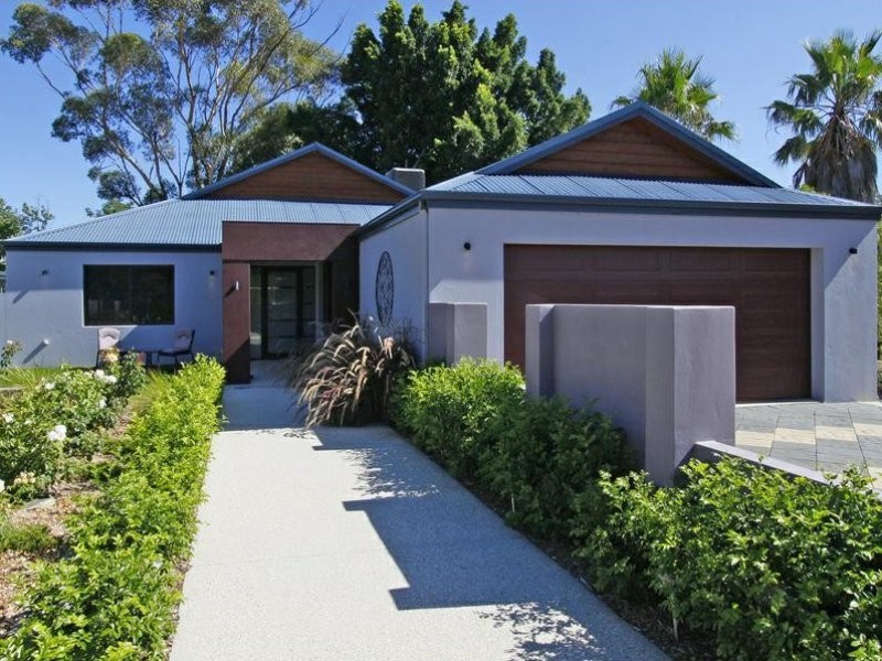 31 Urch Road, Kalamunda WA 6076