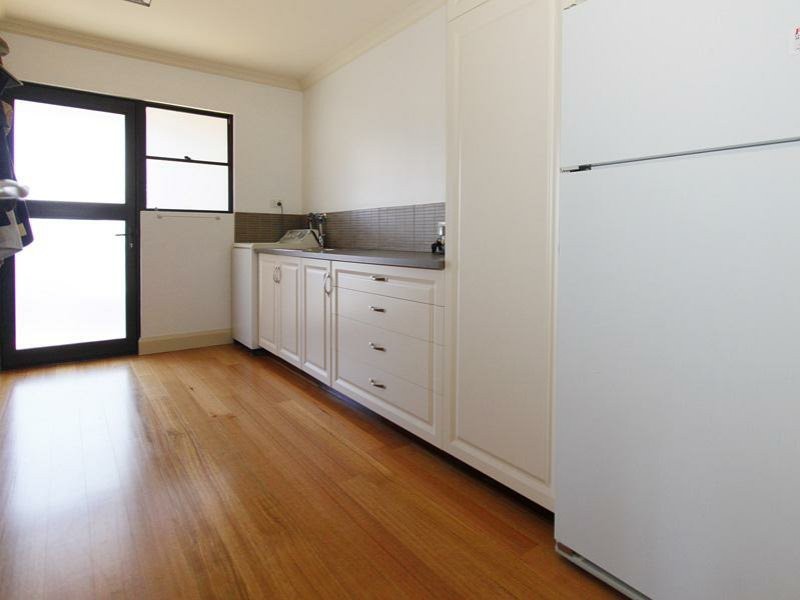 31 Urch Road, Kalamunda WA 6076