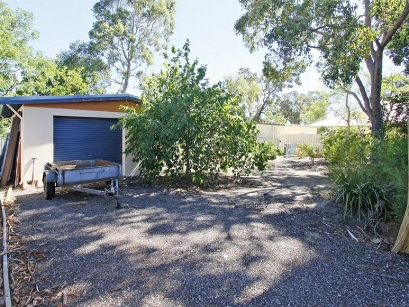 31 Urch Road, Kalamunda WA 6076