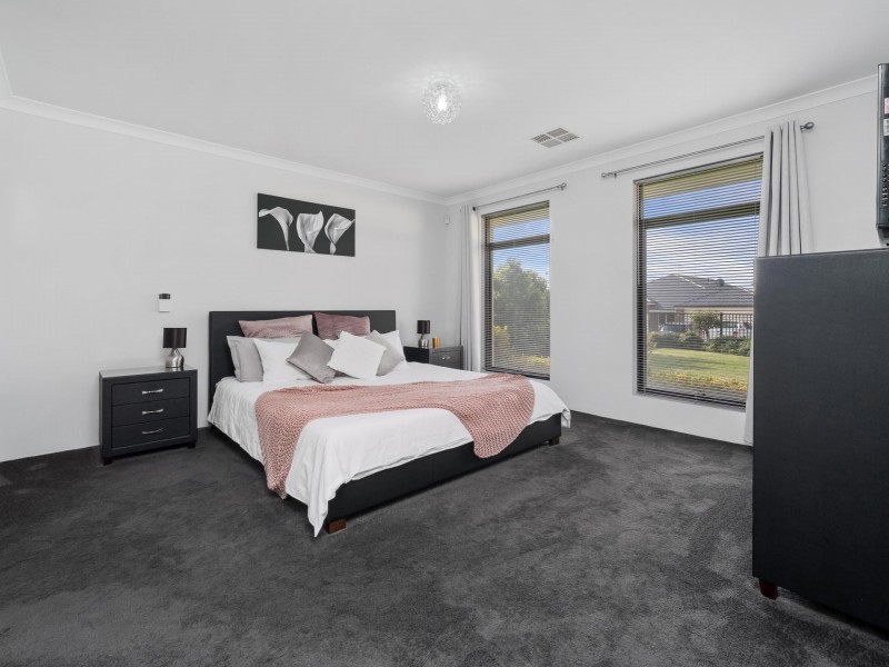 10 Olney Court, High Wycombe WA 6057