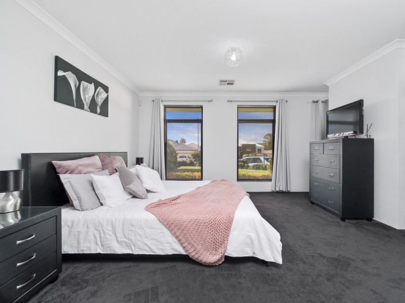 10 Olney Court, High Wycombe WA 6057