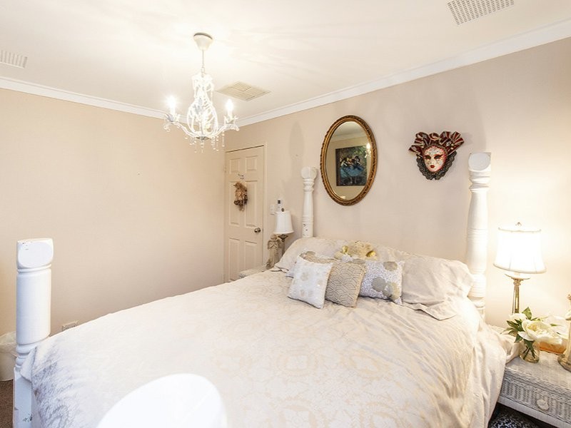 4 Michael Crescent, Boya WA 6056