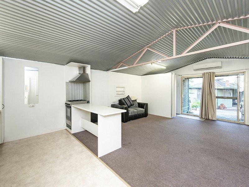 4 Michael Crescent, Boya WA 6056