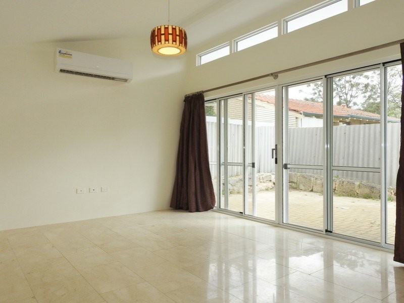 4 33 Hamersley Street, Midland WA 6056