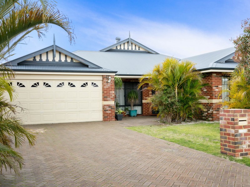 60 Larwood Crescent, High Wycombe WA 6057