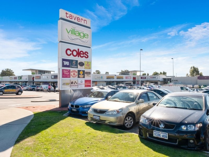 60 Larwood Crescent, High Wycombe WA 6057