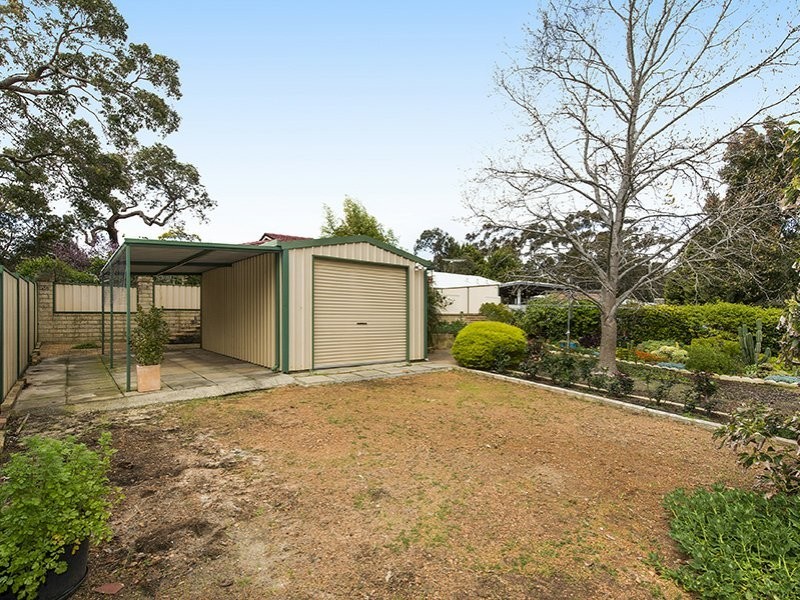 1 Springdale Road, Kalamunda WA 6076