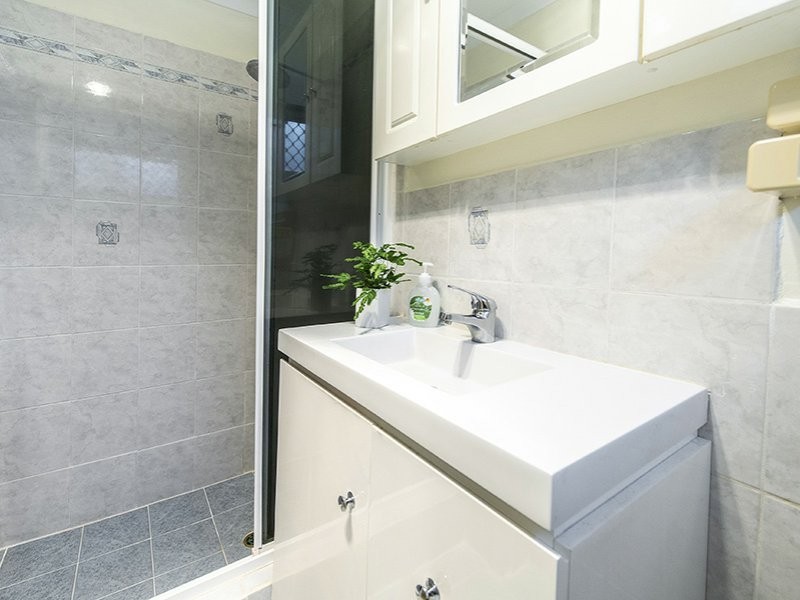 27 Kadina Road, Gooseberry Hill WA 6076