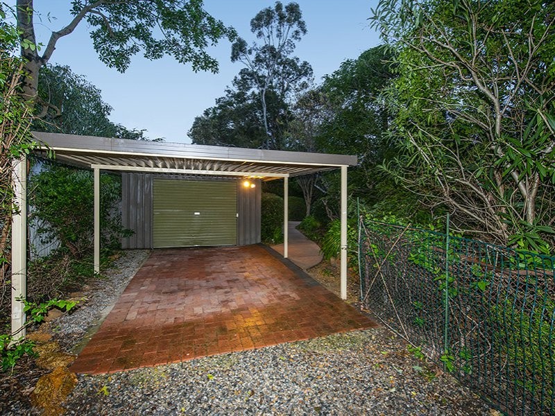 27 Kadina Road, Gooseberry Hill WA 6076