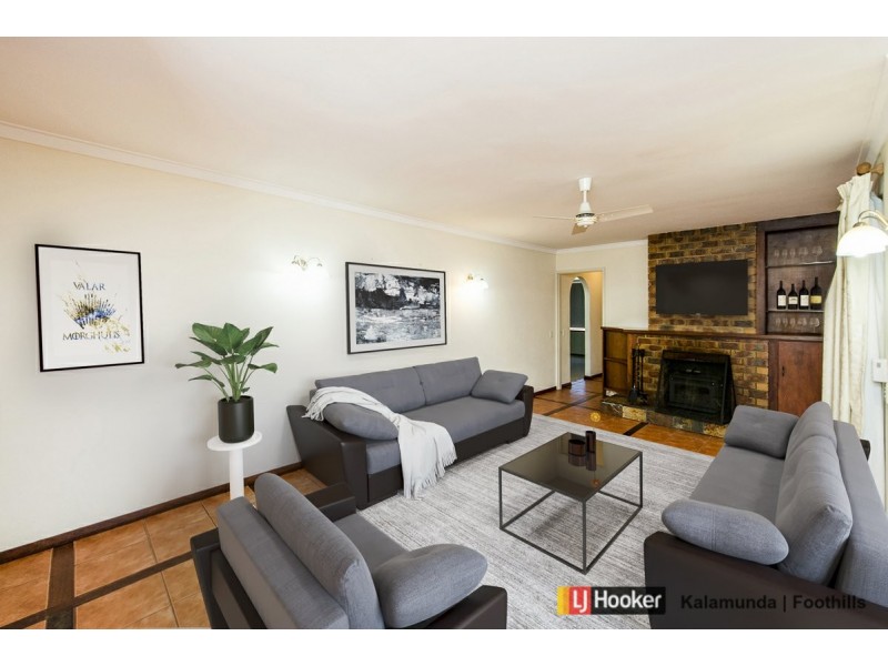 7 Valiant Close, Lesmurdie WA 6076