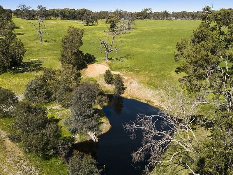 263 Refractory Road, Bakers Hill WA 6562