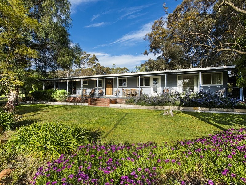 263 Refractory Road, Bakers Hill WA 6562