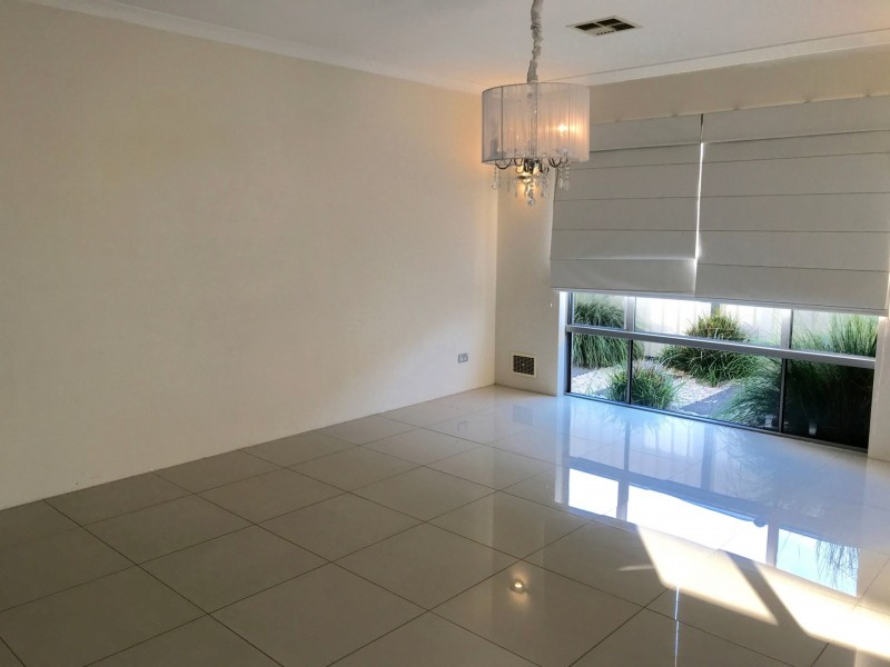 75 Tomah Road, Wattle Grove WA 6107