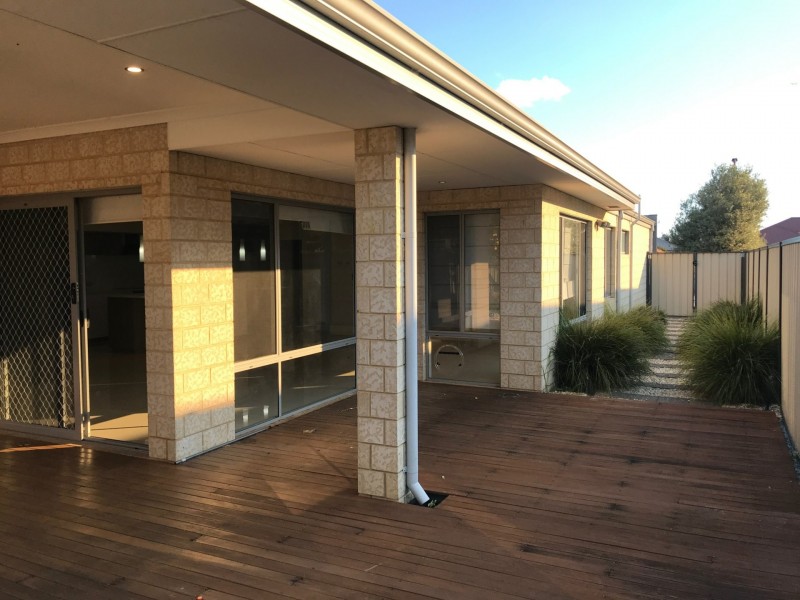 75 Tomah Road, Wattle Grove WA 6107