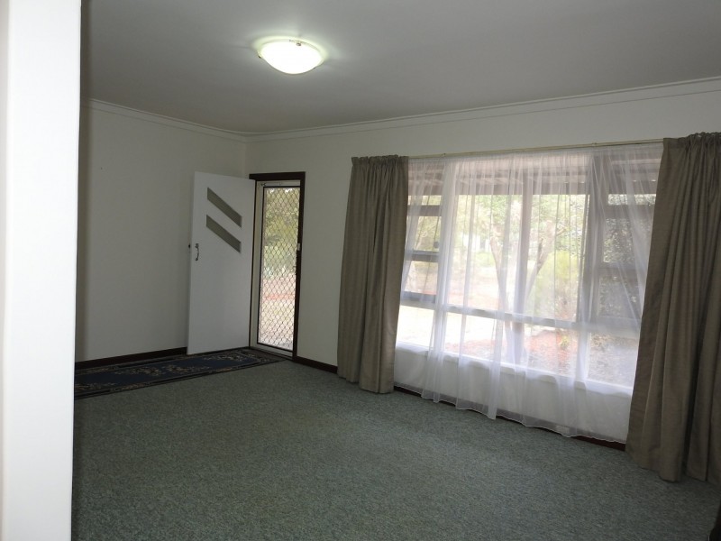 14 Kalbarri Street, Lesmurdie WA 6076