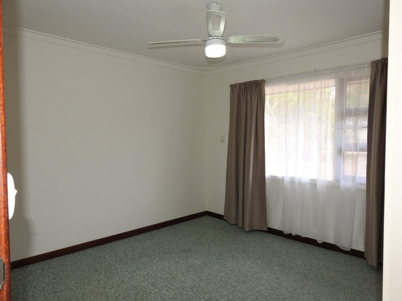 14 Kalbarri Street, Lesmurdie WA 6076