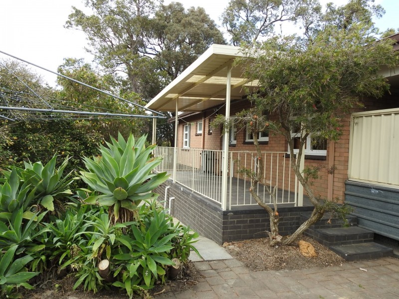 14 Kalbarri Street, Lesmurdie WA 6076