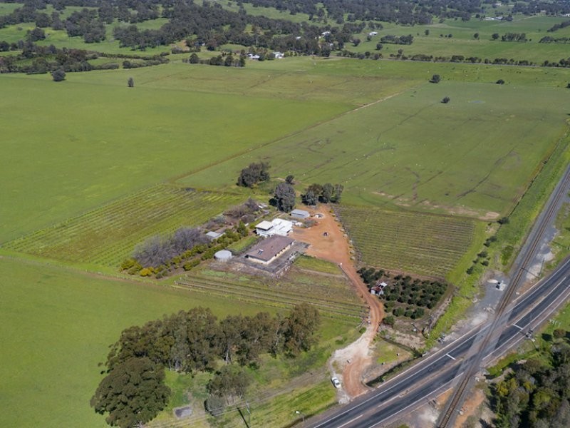 11533 South Western Highway, Wokalup WA 6221