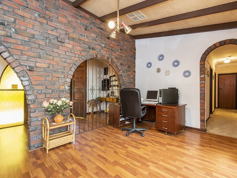 85 Gooseberry Hill Road, Gooseberry Hill WA 6076