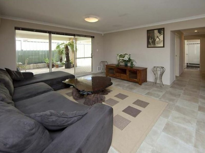 10/456 Kalamunda Road, High Wycombe WA 6057