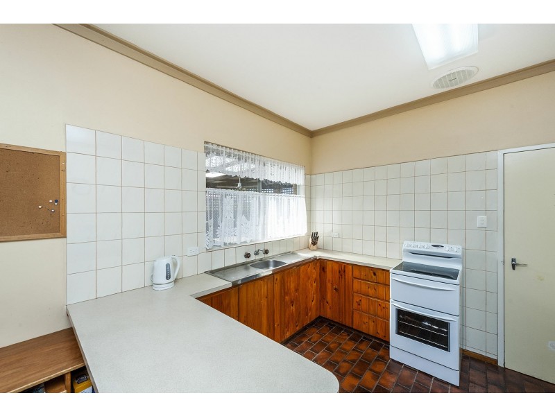 34 Anthony Street, Lesmurdie WA 6076