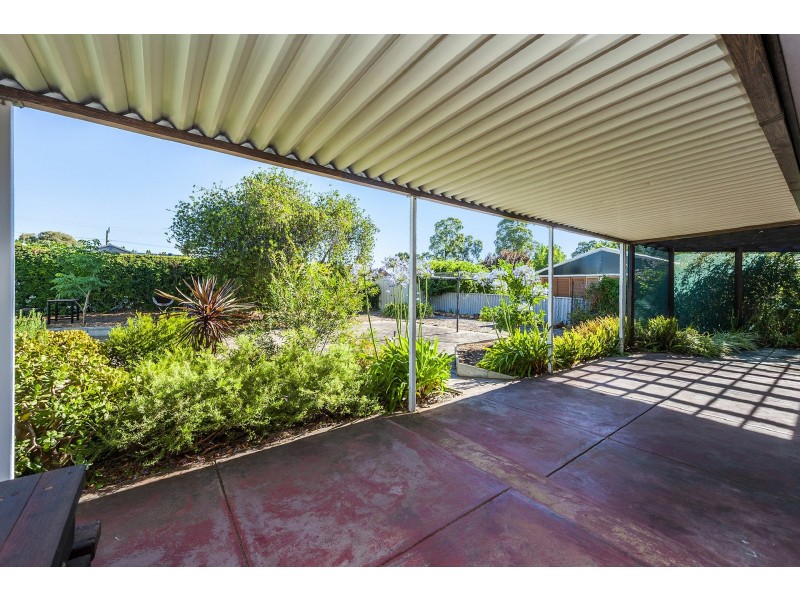 34 Anthony Street, Lesmurdie WA 6076