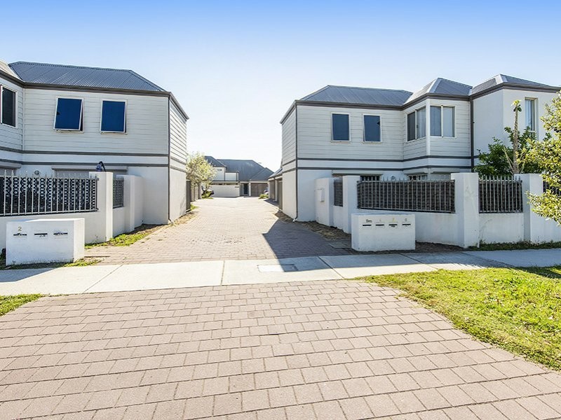 4/31 Mathoura Street, Midland WA 6056