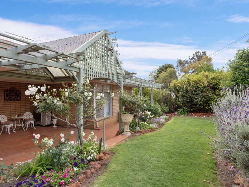 23 Collins Road, Kalamunda WA 6076