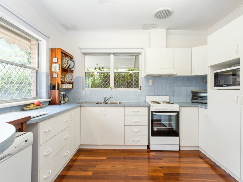 23 Collins Road, Kalamunda WA 6076
