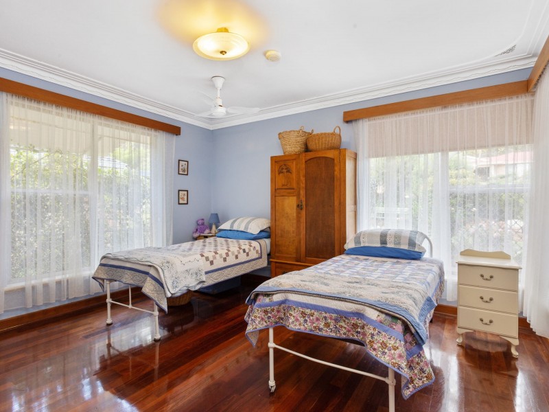 23 Collins Road, Kalamunda WA 6076