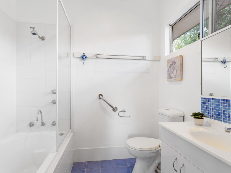 23 Collins Road, Kalamunda WA 6076