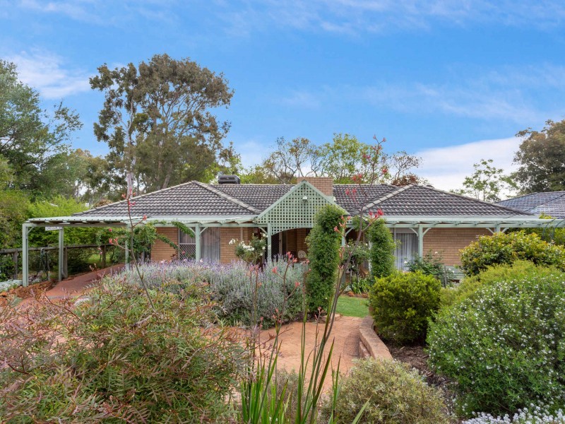 23 Collins Road, Kalamunda WA 6076