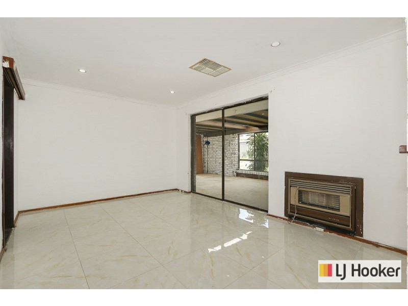 45 Mahonia Way, Forrestfield WA 6058