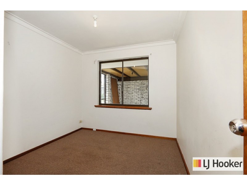 45 Mahonia Way, Forrestfield WA 6058