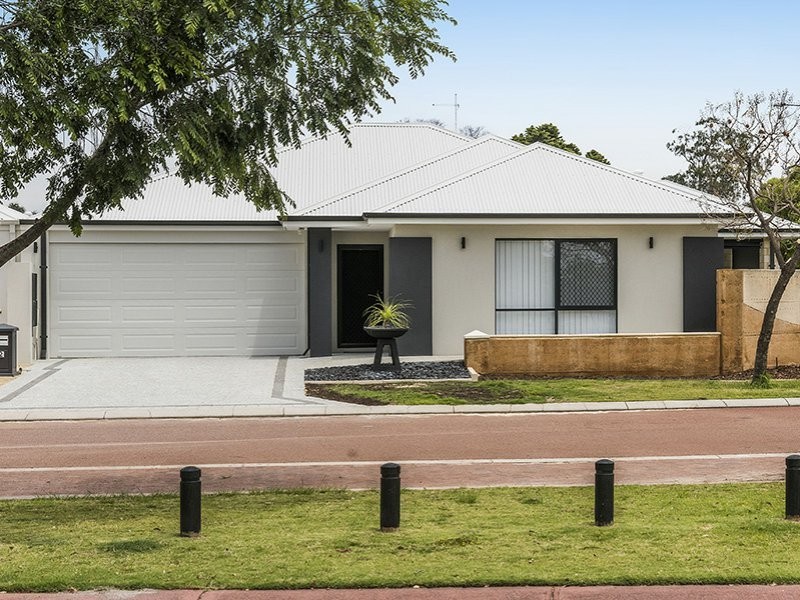 2 Rowell Gardens, High Wycombe WA 6057