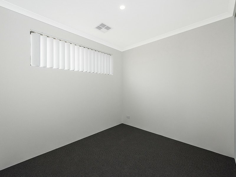 2 Rowell Gardens, High Wycombe WA 6057