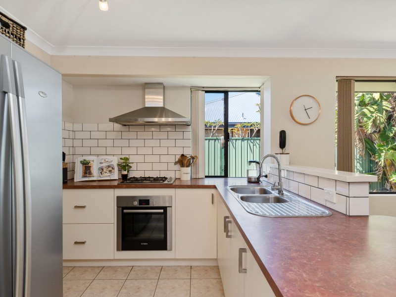 26 Thirlmere Way, High Wycombe WA 6057