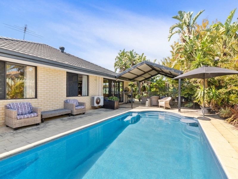 26 Thirlmere Way, High Wycombe WA 6057