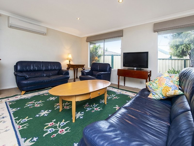 15 Coola Place, High Wycombe WA 6057