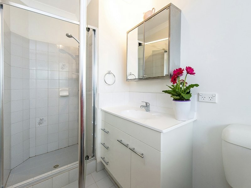 15 Coola Place, High Wycombe WA 6057