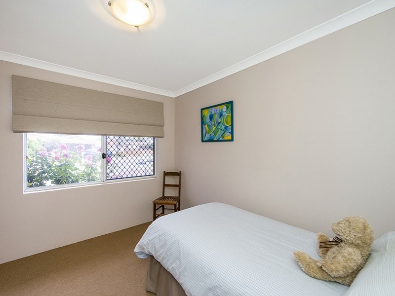 15 Coola Place, High Wycombe WA 6057