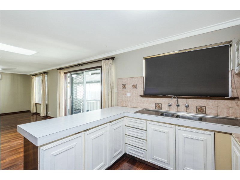 26 Bandalong Way, High Wycombe WA 6057