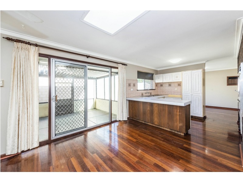 26 Bandalong Way, High Wycombe WA 6057