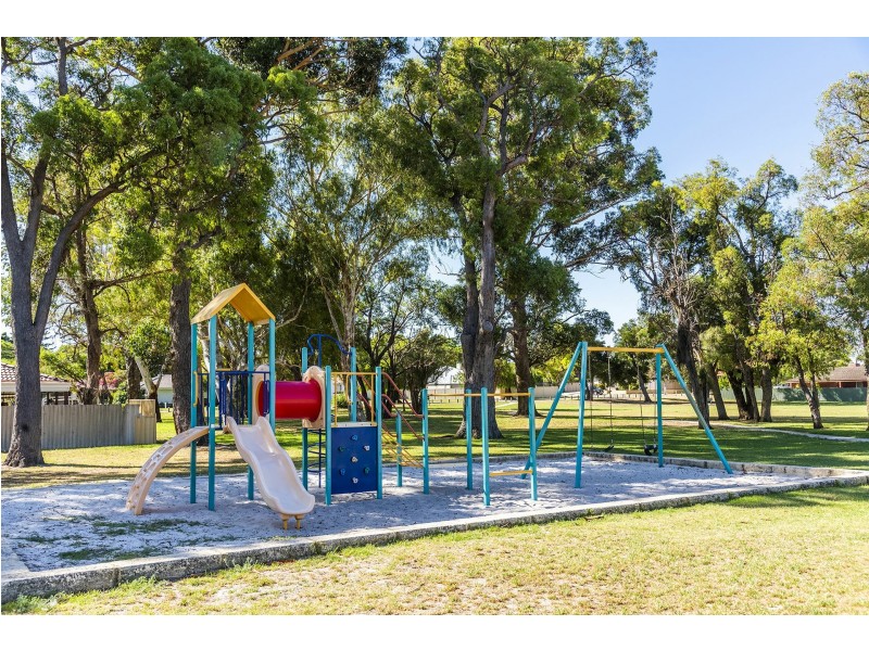 26 Bandalong Way, High Wycombe WA 6057