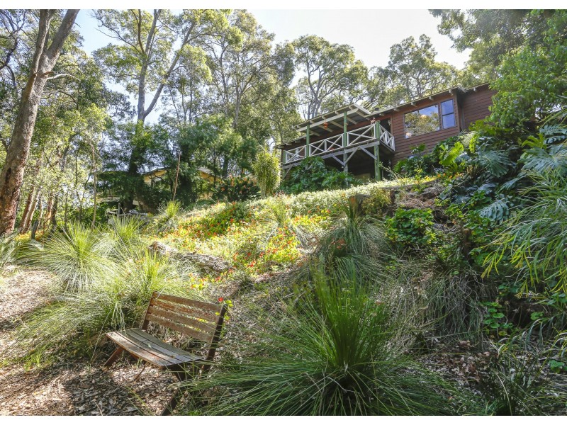 46 Chaucer Way, Kalamunda WA 6076